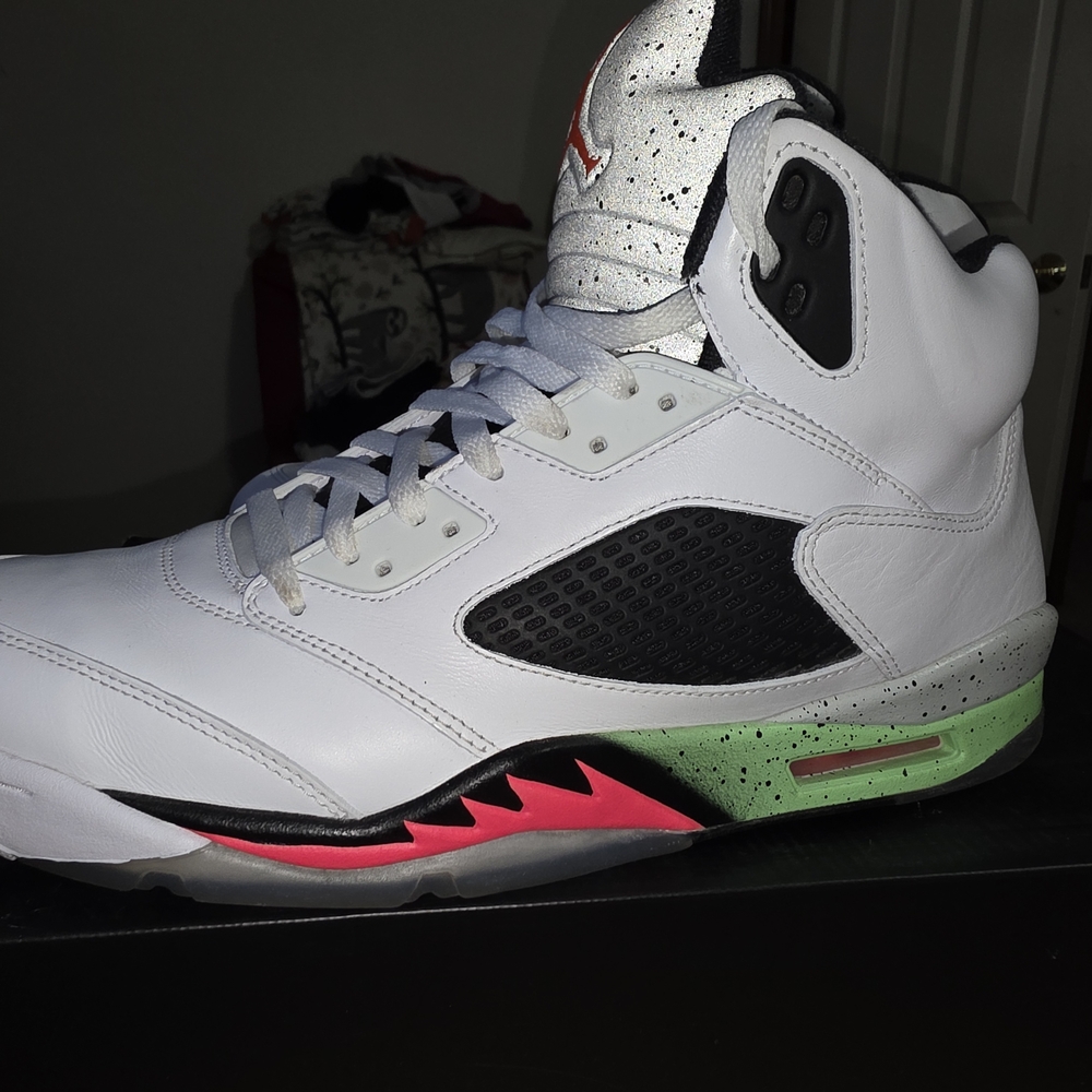 Jordan Retro 5 Poison Green